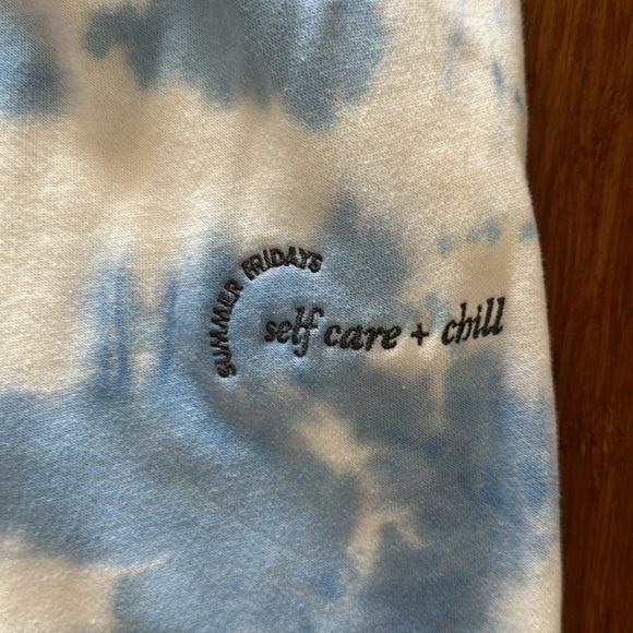 Summer Fridays Sweat Set (top and bottom) - Picture 2 of 5